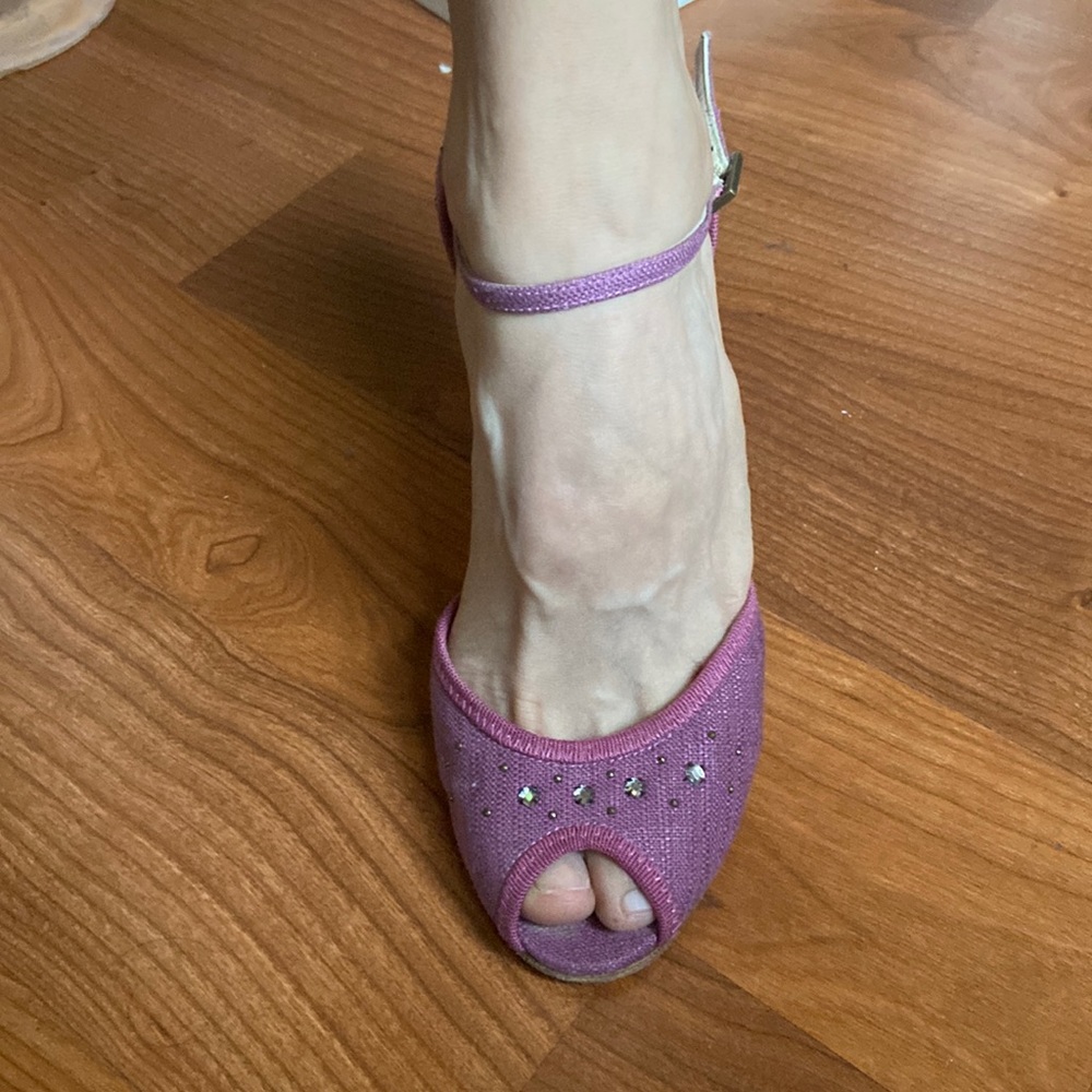 Marc Jacobs Pink Peep-Toe Ankle-Strap Heels - Picture 15 of 15